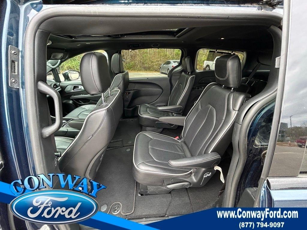 Chrysler Pacifica Limited 2025