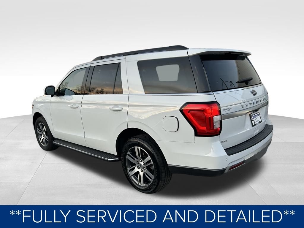 Ford Expedition XLT 2022