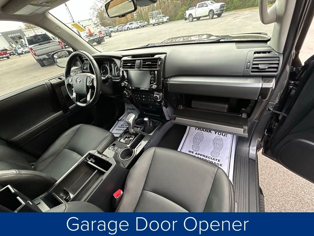 Toyota 4Runner TRD PRO 4WD 2023