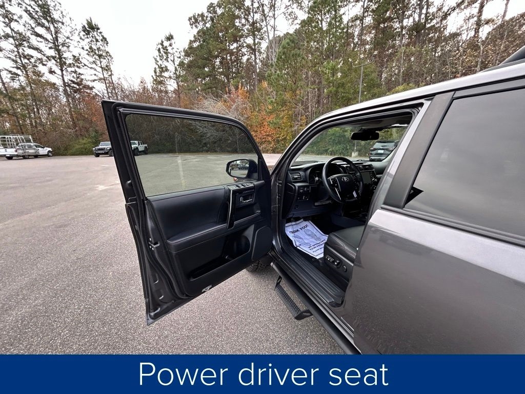 Toyota 4Runner TRD PRO 4WD 2023