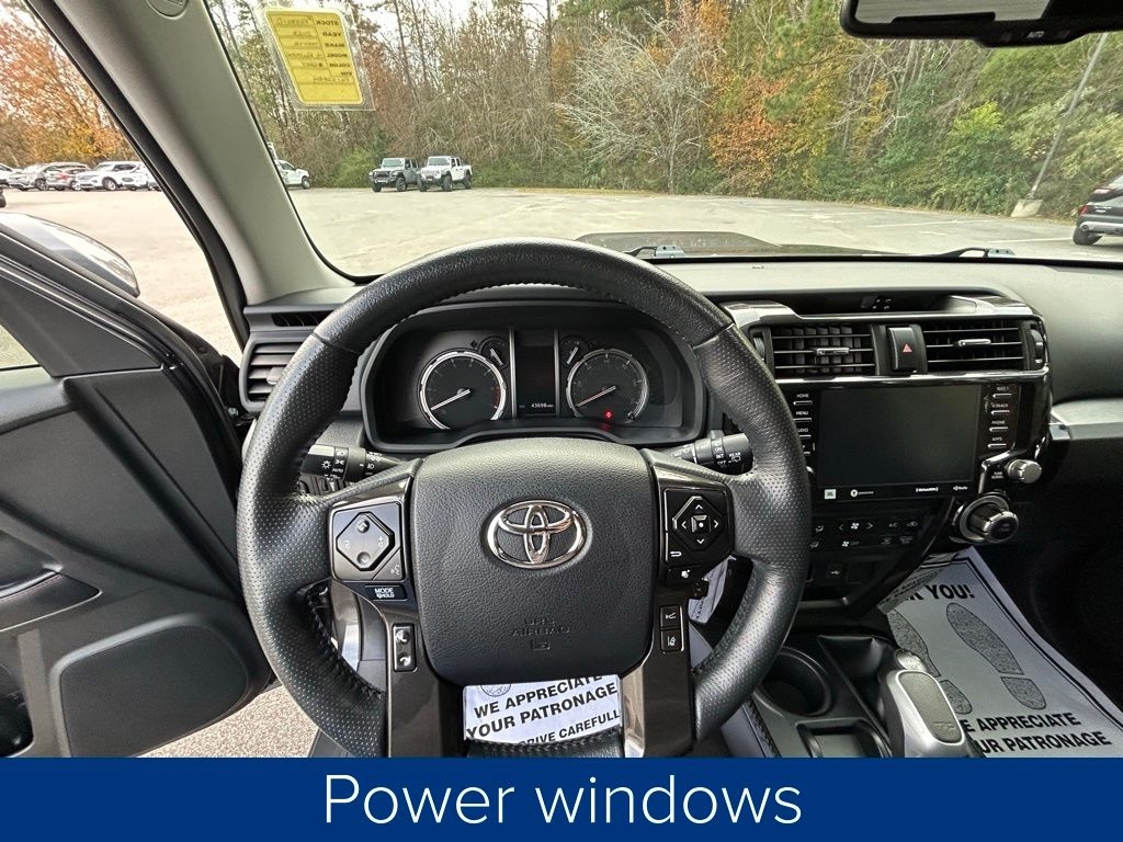 Toyota 4Runner TRD PRO 4WD 2023