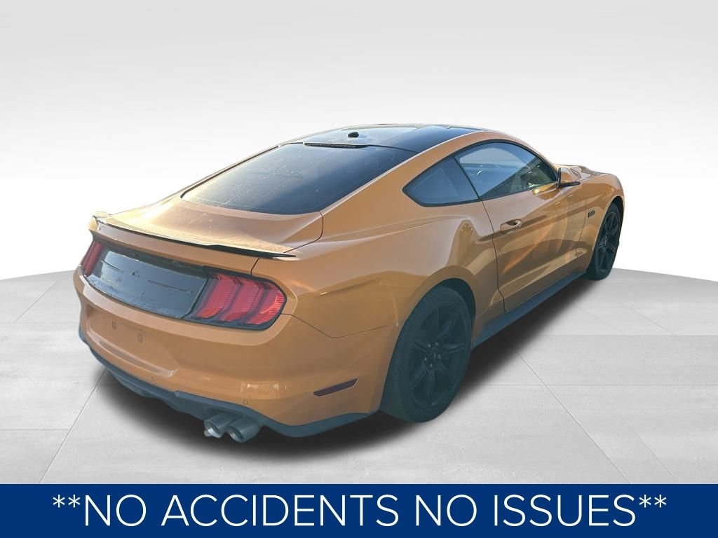 Ford Mustang GT Premium Coupe 2018