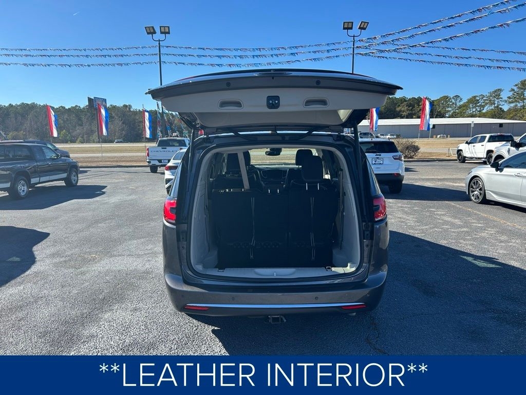 Chrysler Pacifica Hybrid Limited 2022