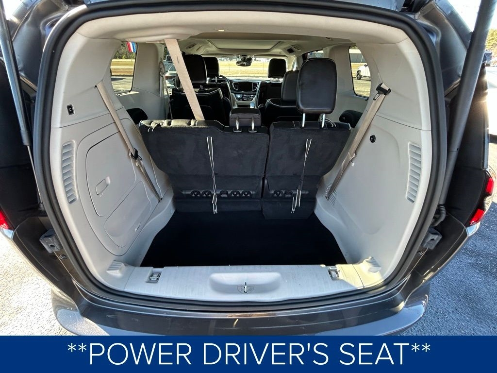 Chrysler Pacifica Hybrid Limited 2022