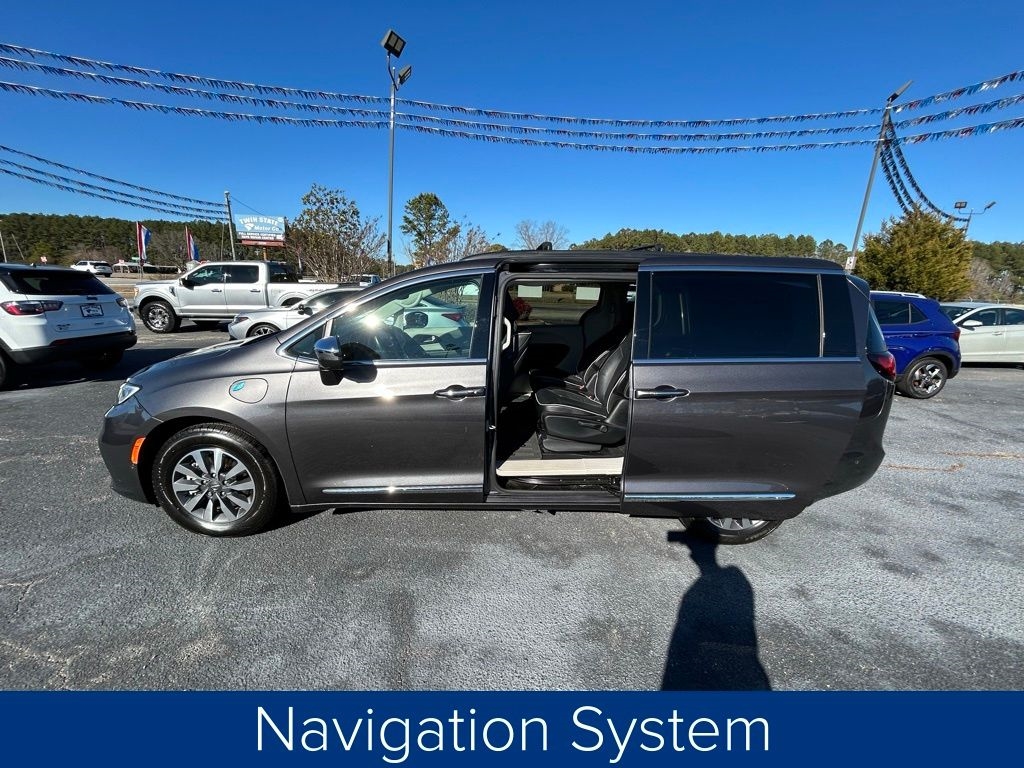 Chrysler Pacifica Hybrid Limited 2022