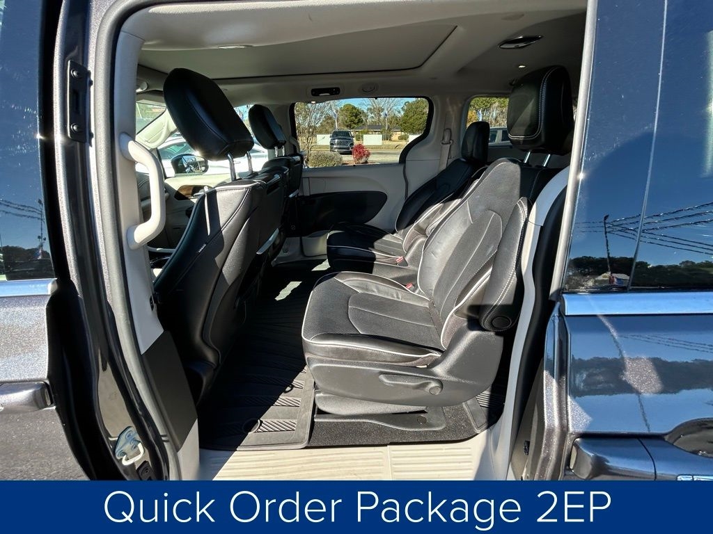 Chrysler Pacifica Hybrid Limited 2022