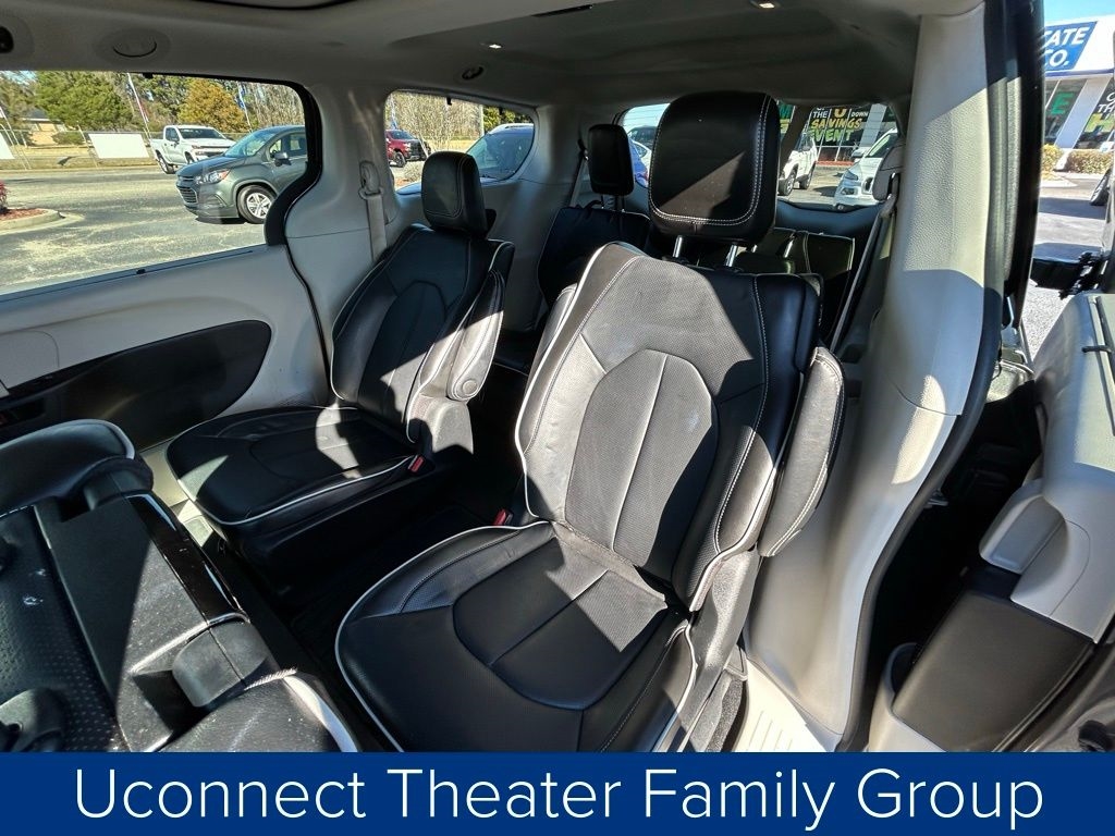 Chrysler Pacifica Hybrid Limited 2022