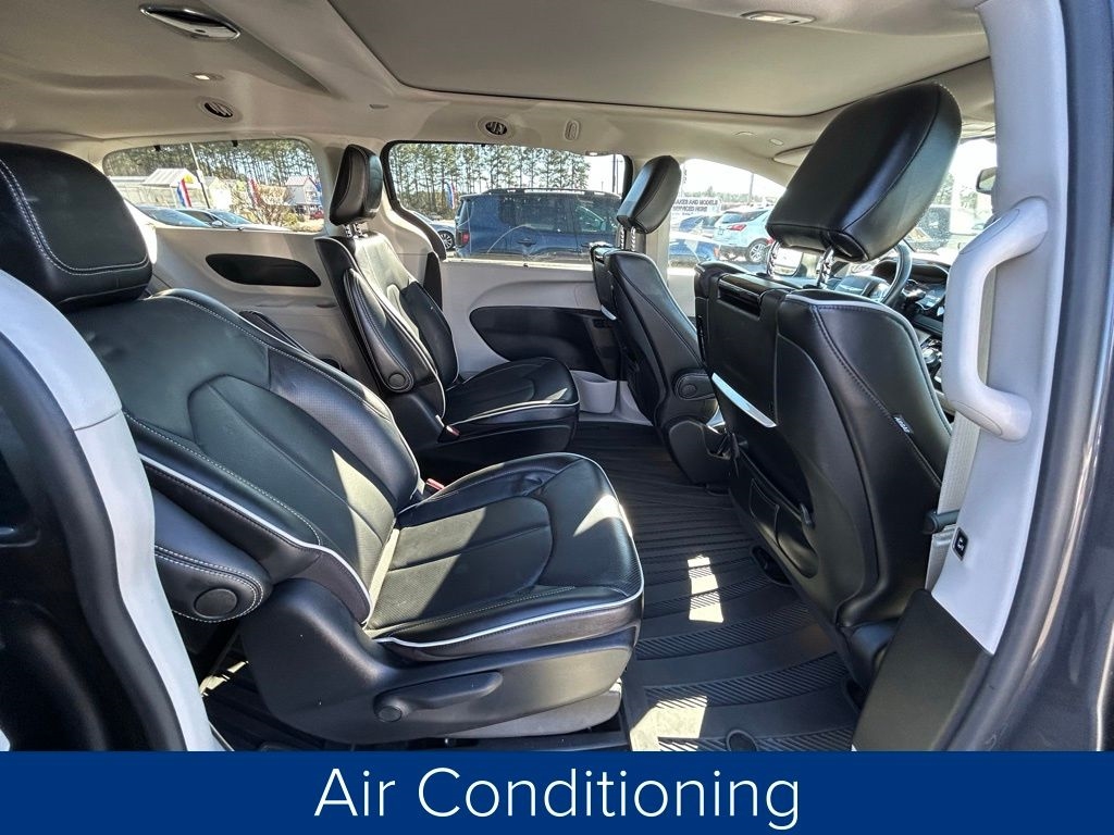 Chrysler Pacifica Hybrid Limited 2022