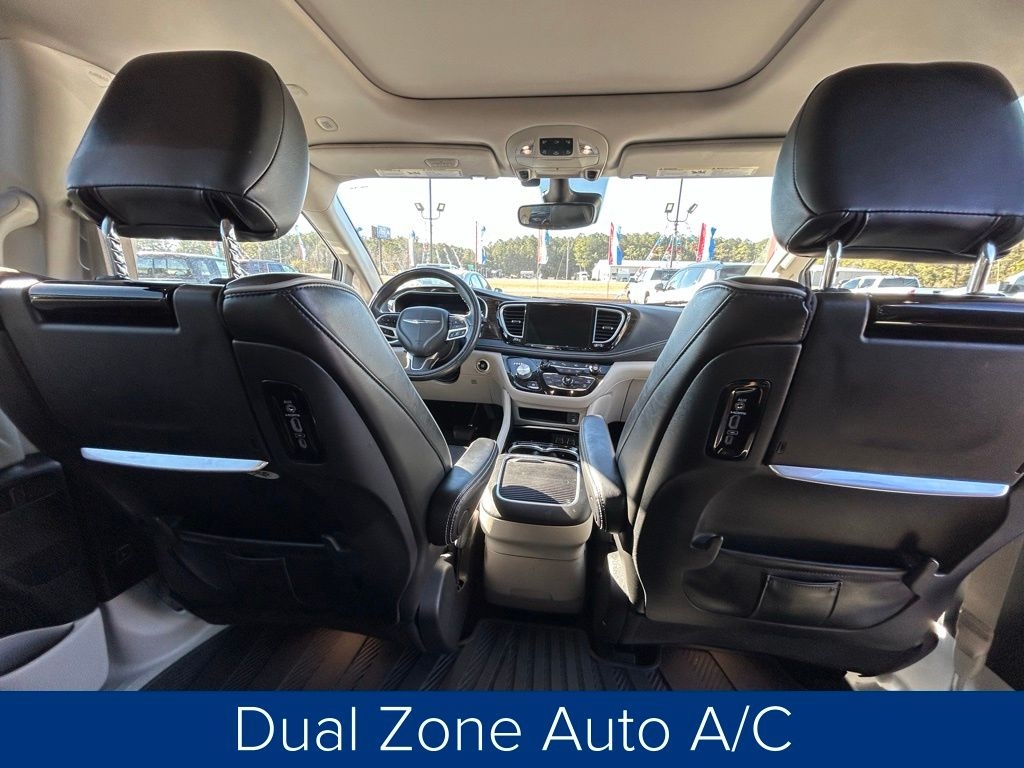 Chrysler Pacifica Hybrid Limited 2022