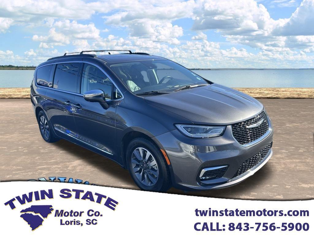 2022 Chrysler Pacifica Hybrid Limited