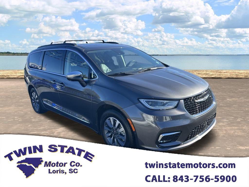 2022 Chrysler Pacifica Hybrid Limited