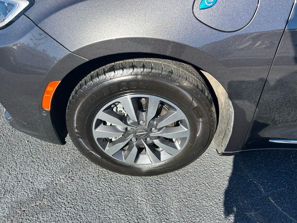 Chrysler Pacifica Hybrid Limited 2022