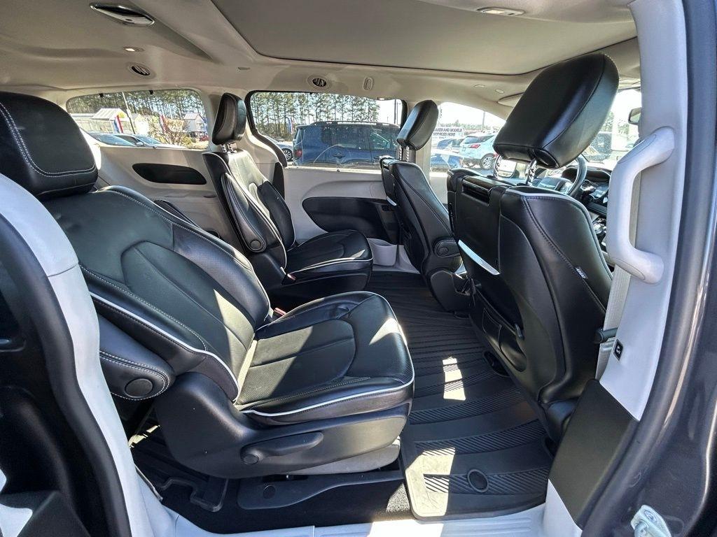 Chrysler Pacifica Hybrid Limited 2022