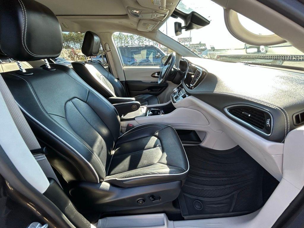 Chrysler Pacifica Hybrid Limited 2022