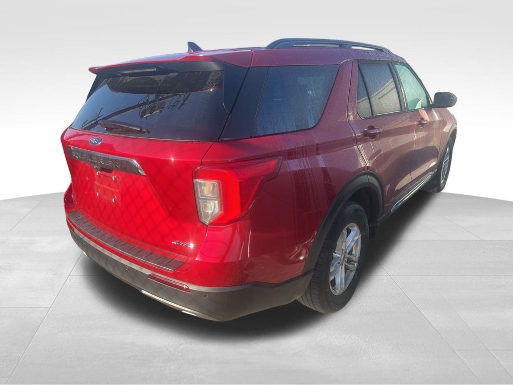 Ford Explorer XLT AWD 2024