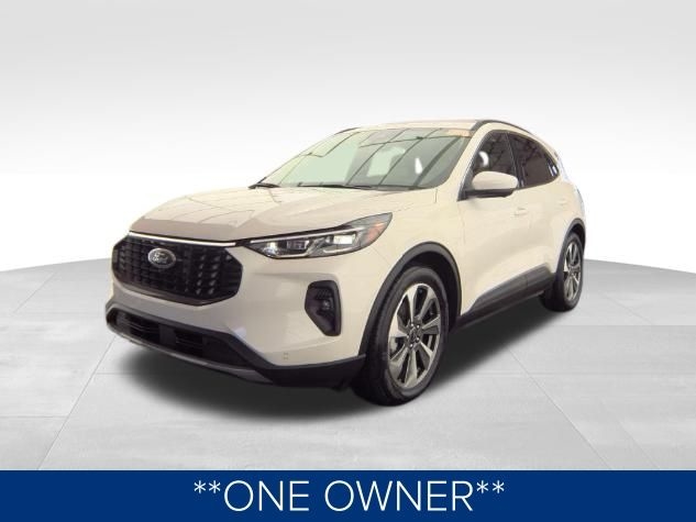 Ford Escape Platinum Hybrid 2025