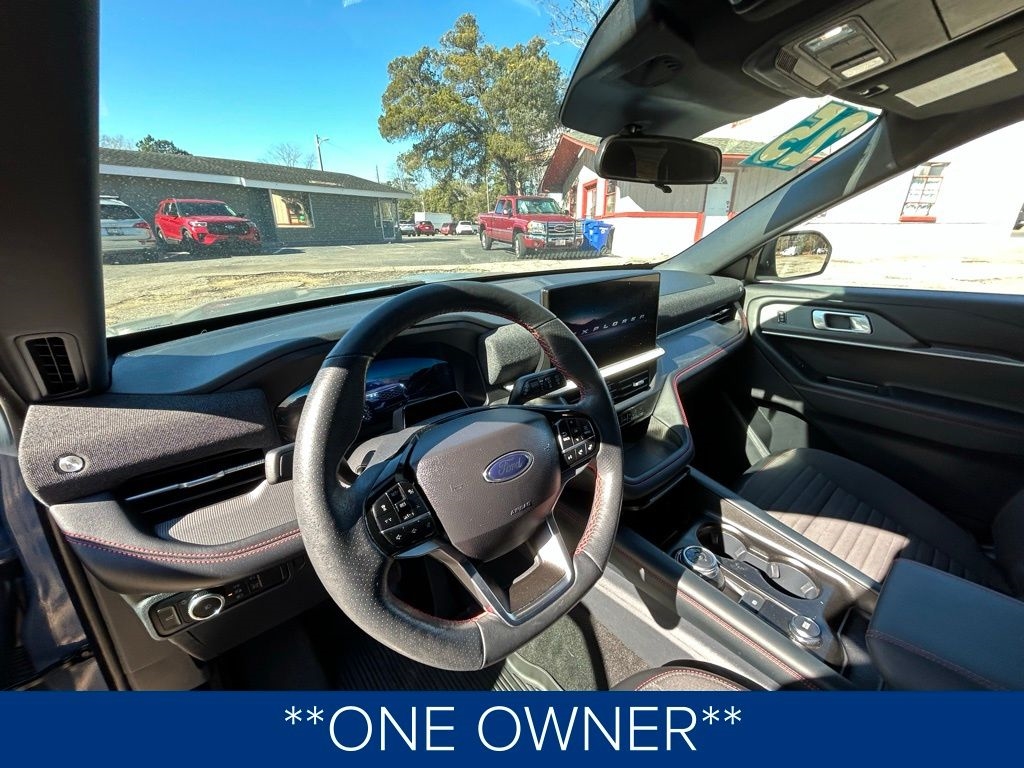 Ford Explorer ST-Line 2025