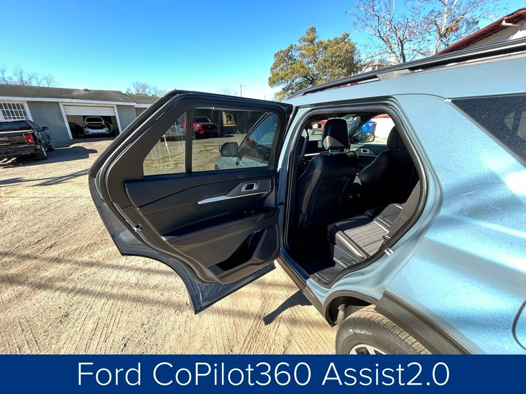 Ford Explorer ST-Line 2025