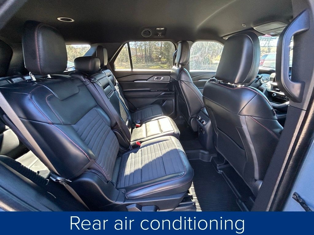 Ford Explorer ST-Line 2025