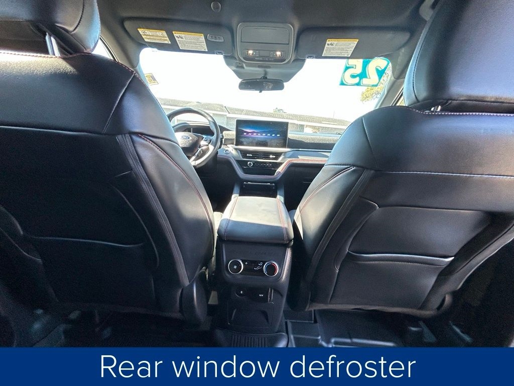 Ford Explorer ST-Line 2025