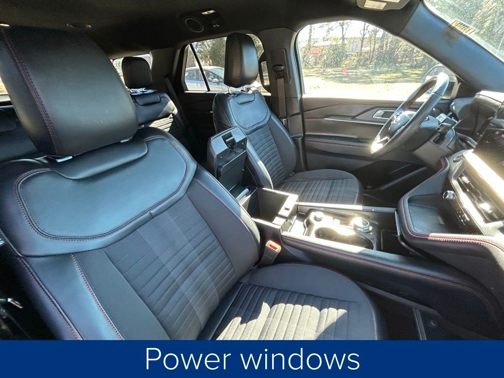 Ford Explorer ST-Line 2025