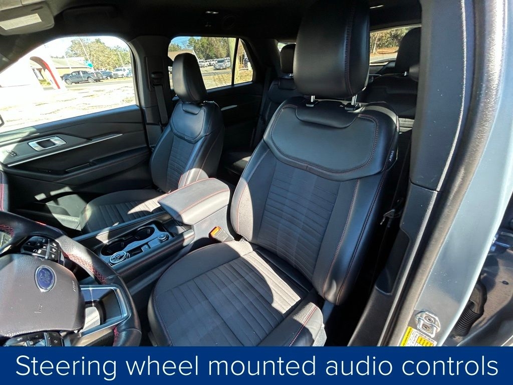Ford Explorer ST-Line 2025