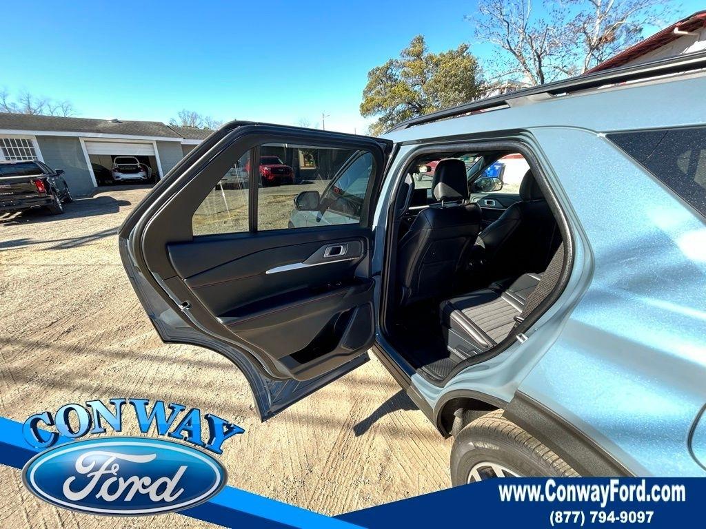 Ford Explorer ST-Line 2025