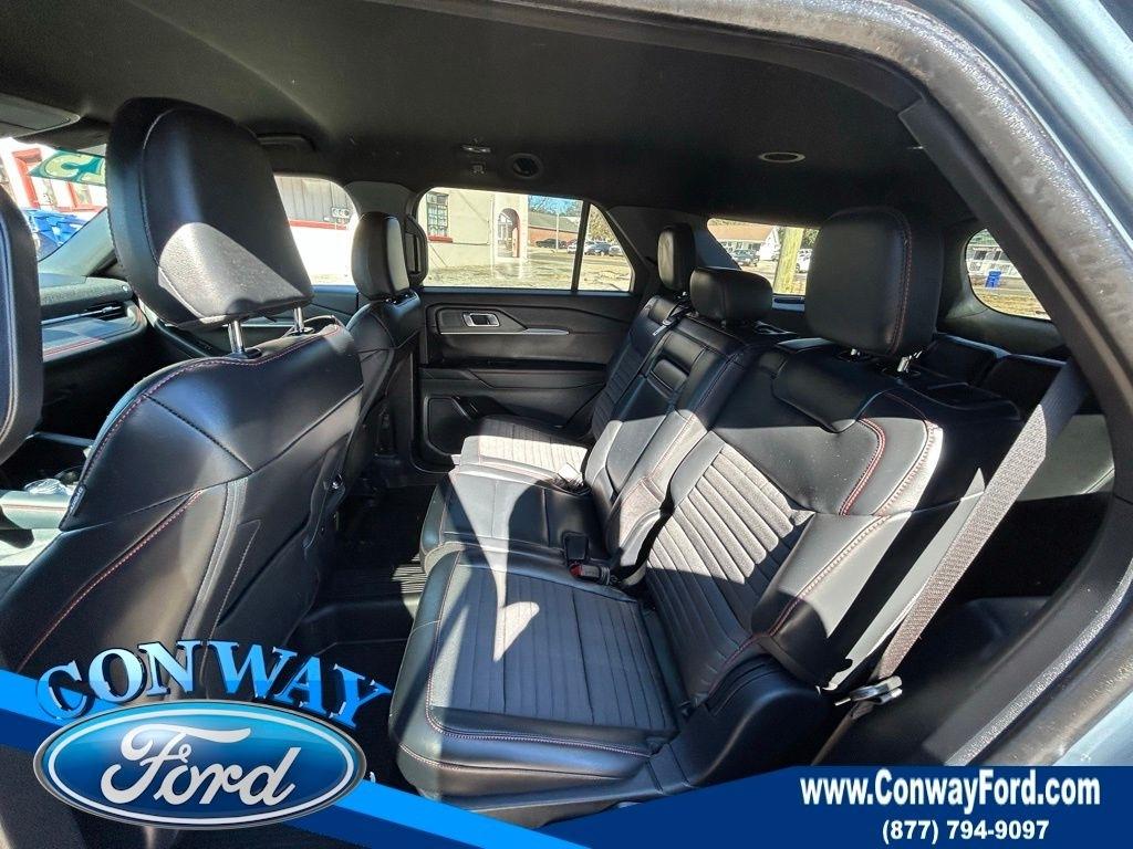 Ford Explorer ST-Line 2025