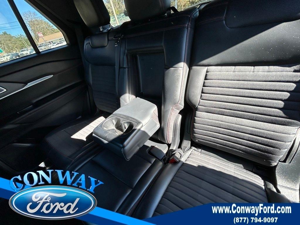 Ford Explorer ST-Line 2025