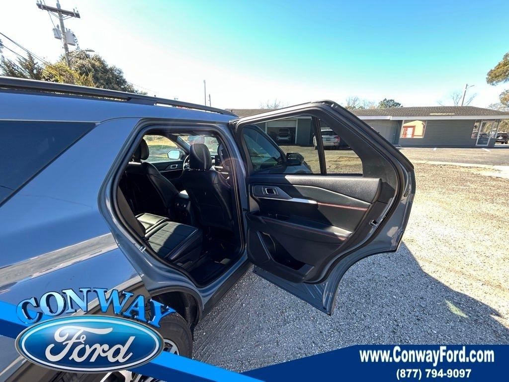 Ford Explorer ST-Line 2025