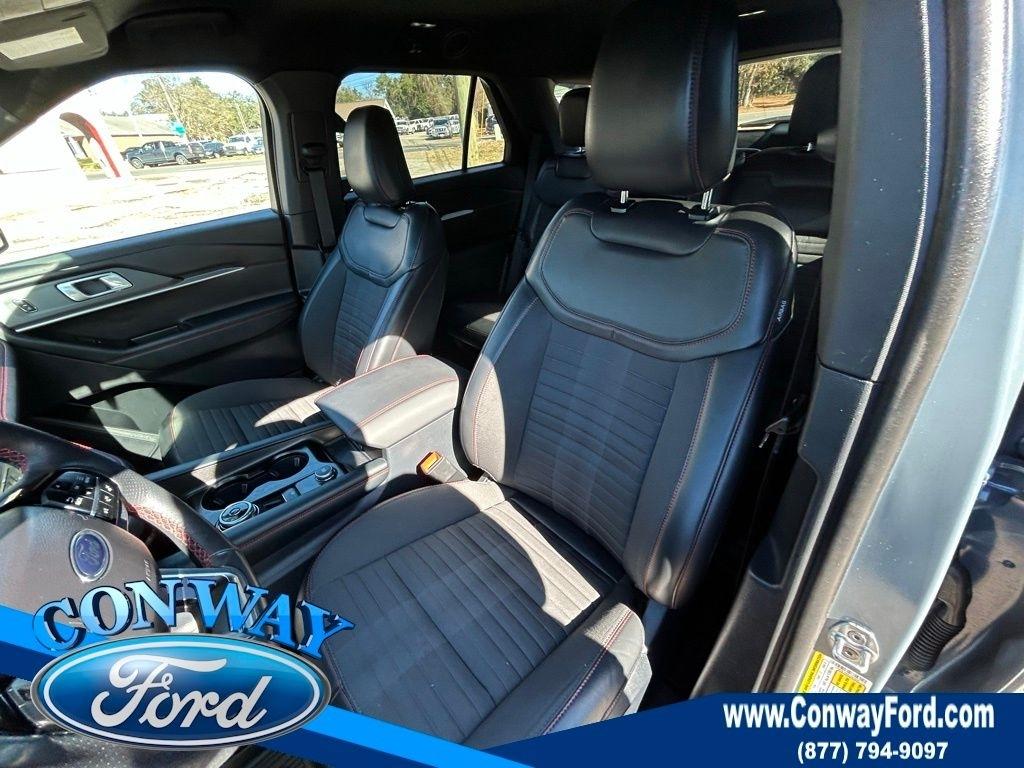 Ford Explorer ST-Line 2025