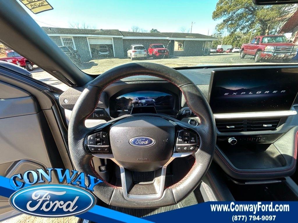 Ford Explorer ST-Line 2025