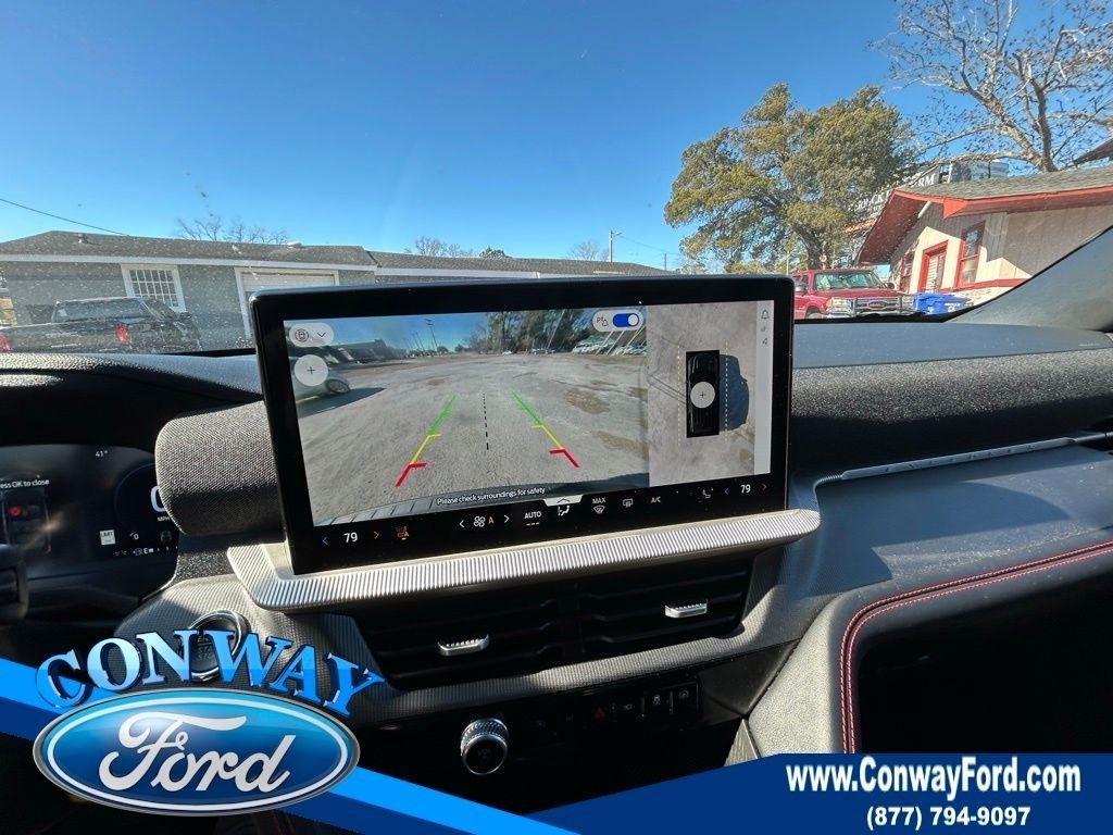 Ford Explorer ST-Line 2025