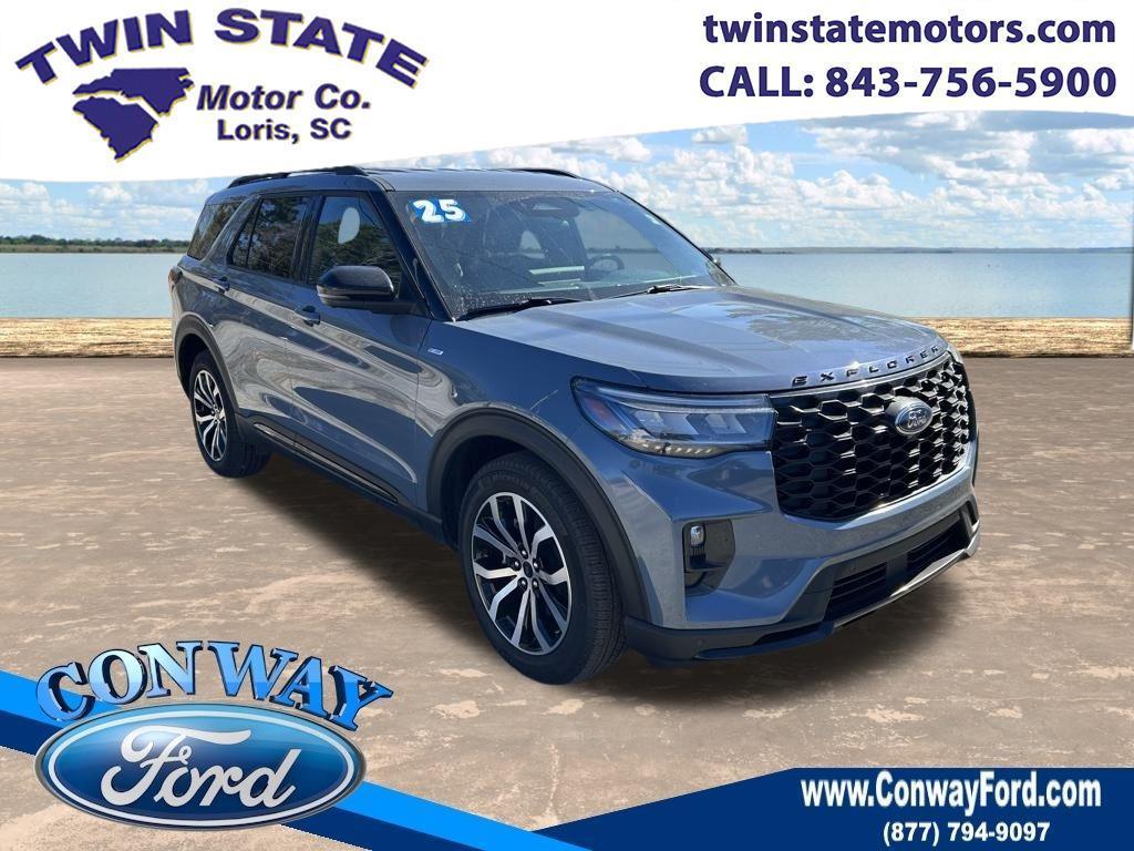 2025 Ford Explorer ST-Line