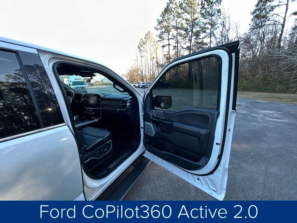 Ford F-150 Lariat SuperCrew 5.5-ft. Bed 4WD 2023