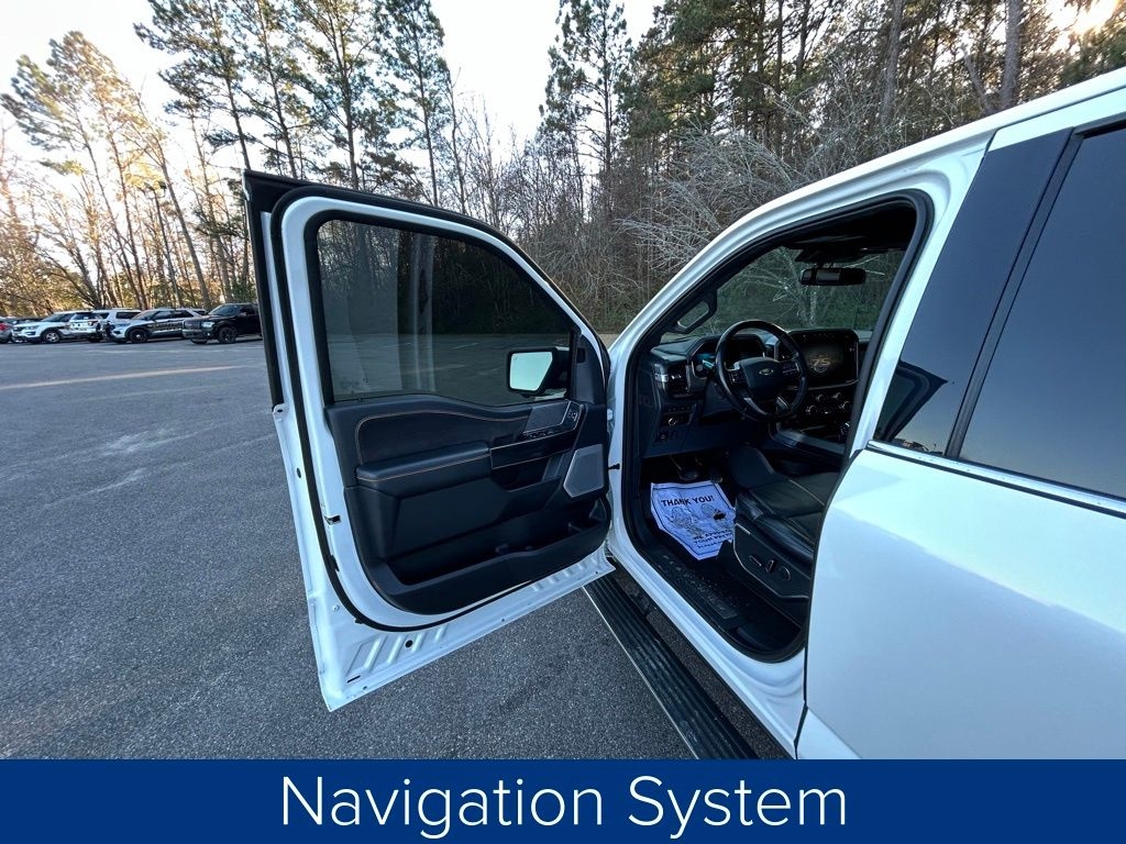 Ford F-150 Lariat SuperCrew 5.5-ft. Bed 4WD 2023