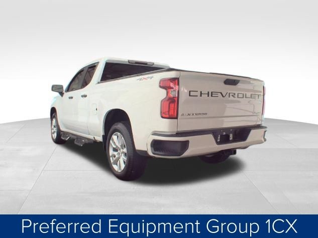 Chevrolet Silverado 1500 Custom Double Cab 4WD 2021