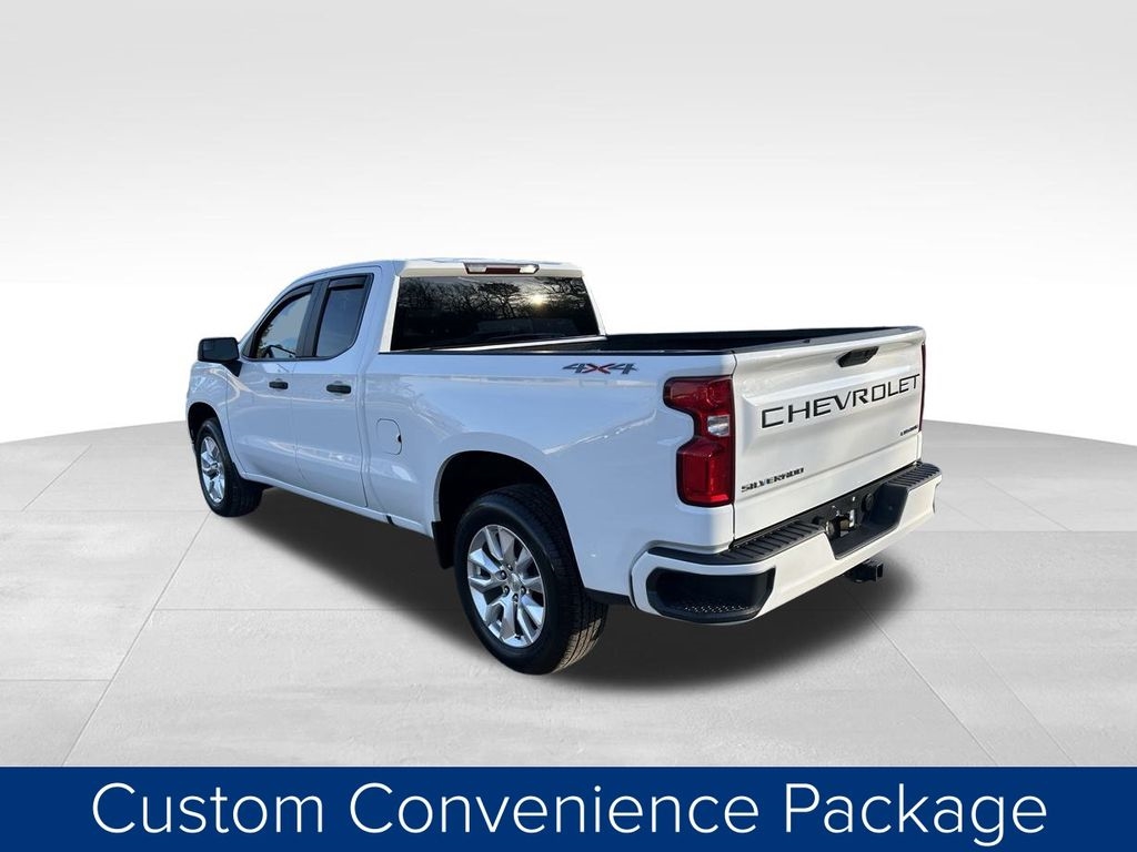 Chevrolet Silverado 1500 Custom Double Cab 4WD 2021