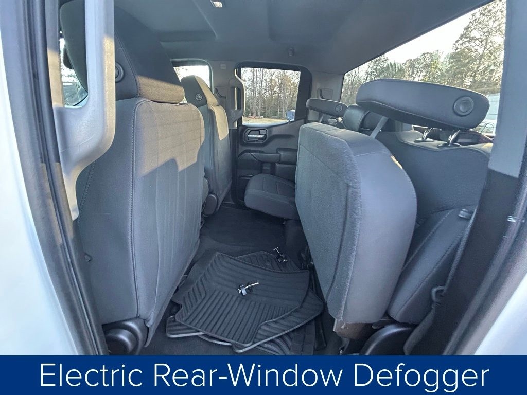 Chevrolet Silverado 1500 Custom Double Cab 4WD 2021