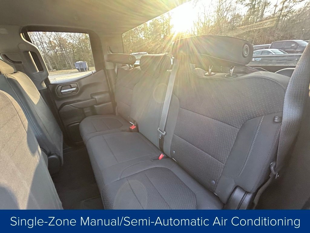 Chevrolet Silverado 1500 Custom Double Cab 4WD 2021