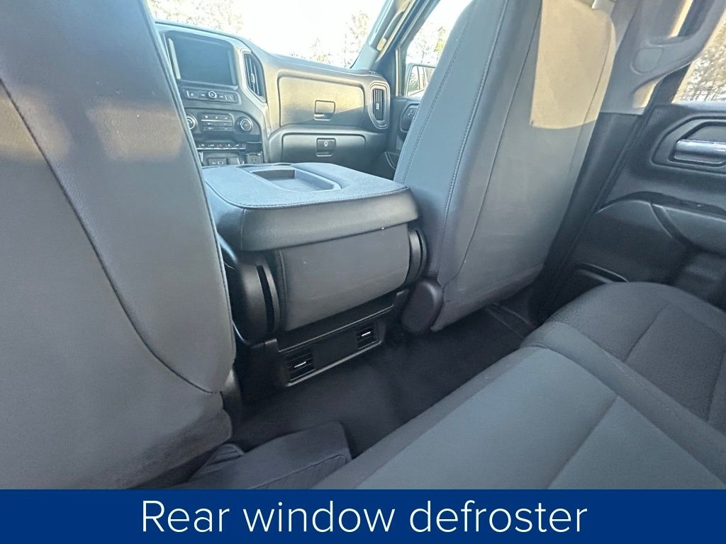 Chevrolet Silverado 1500 Custom Double Cab 4WD 2021