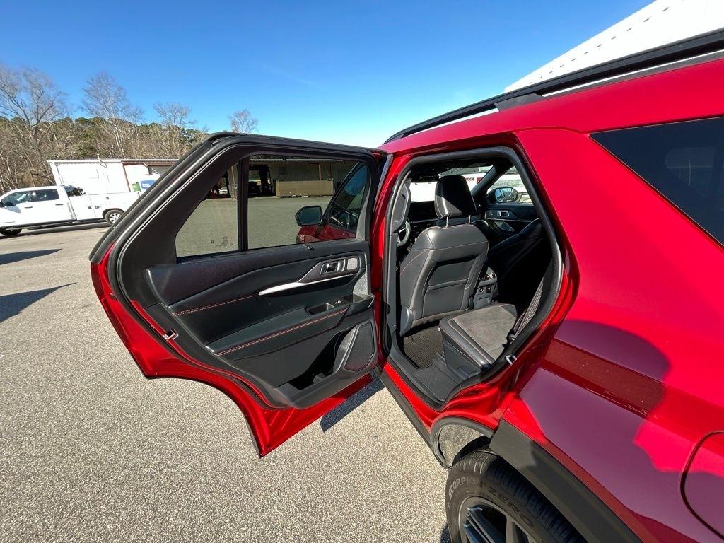 Ford Explorer ST AWD 2025