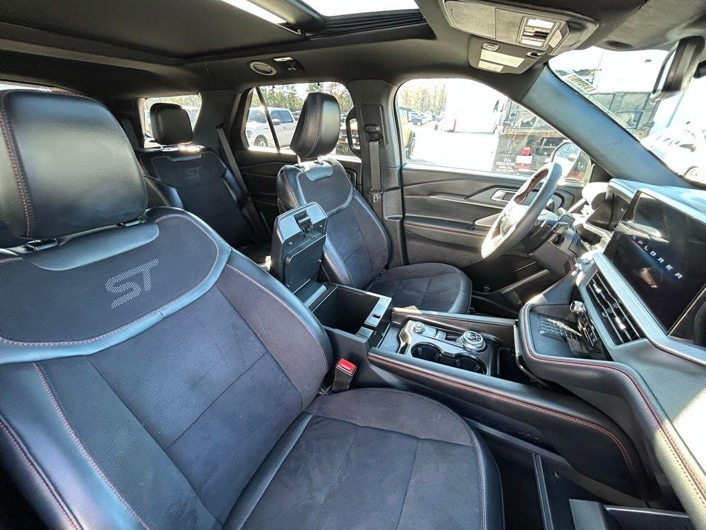 Ford Explorer ST AWD 2025