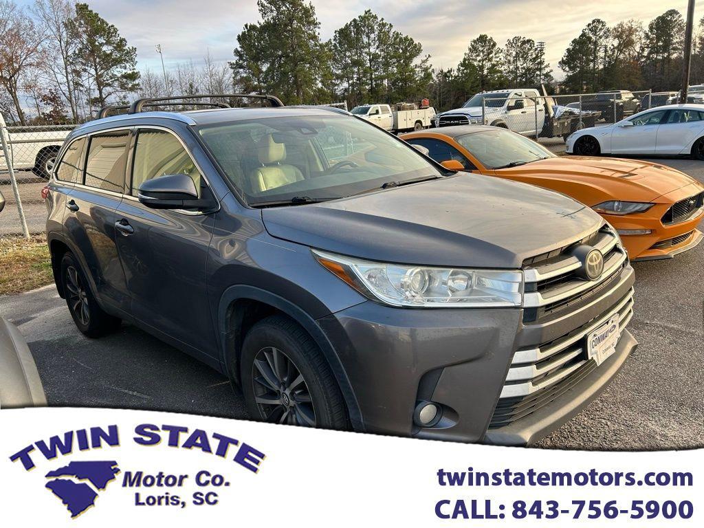 2017 Toyota Highlander XLE AWD V6