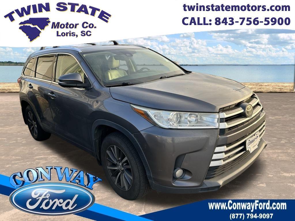 2017 Toyota Highlander XLE AWD V6