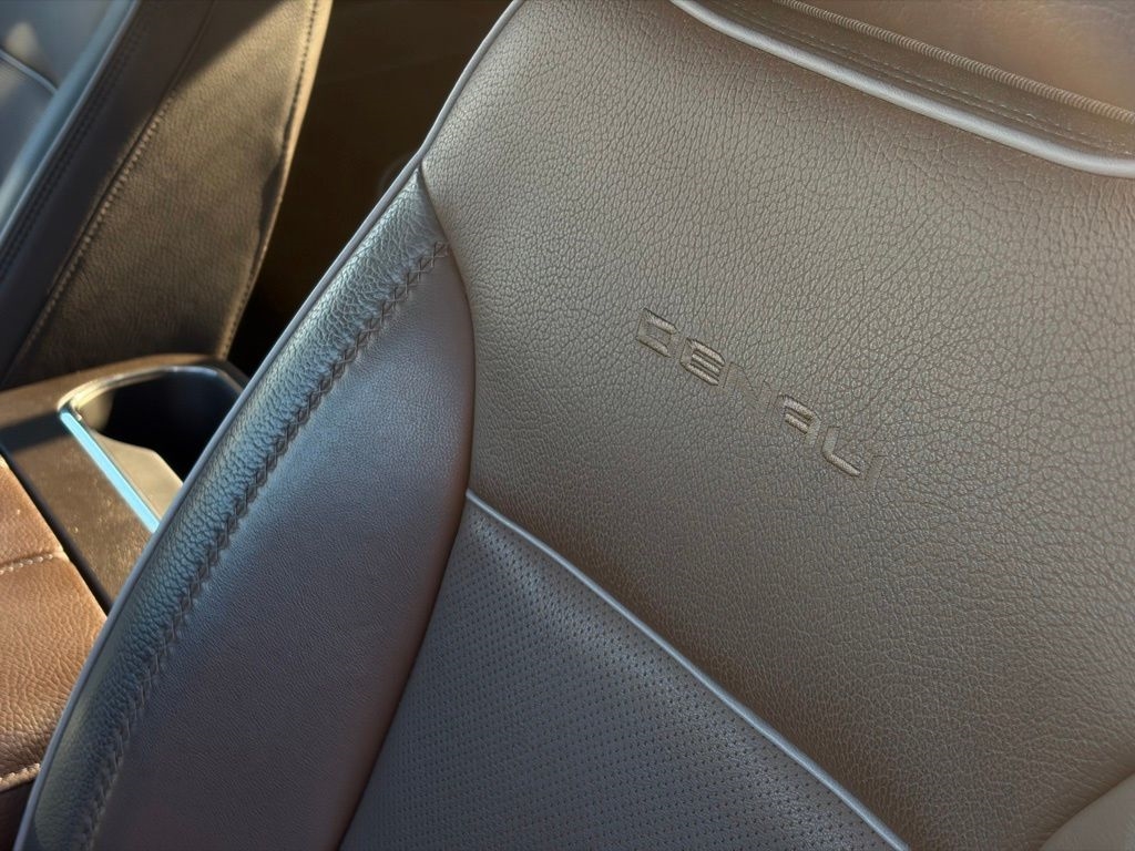 GMC Sierra 1500 Denali Crew Cab Short Box 4WD 2024