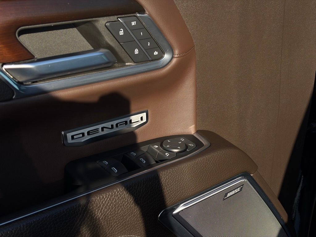 GMC Sierra 1500 Denali Crew Cab Short Box 4WD 2024