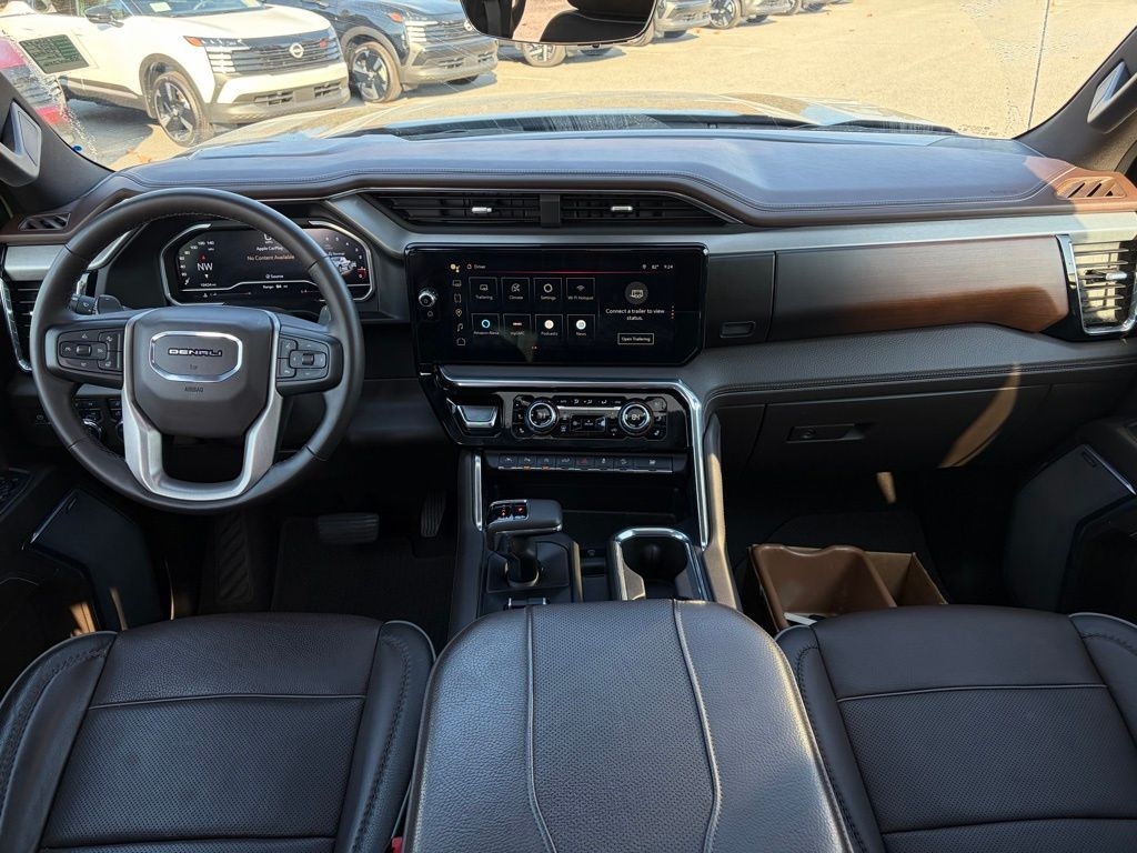 GMC Sierra 1500 Denali Crew Cab Short Box 4WD 2024