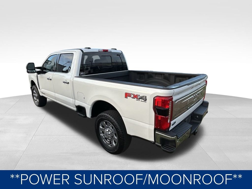 Ford F-350 SD King Ranch Crew Cab Long Bed 4WD 2024