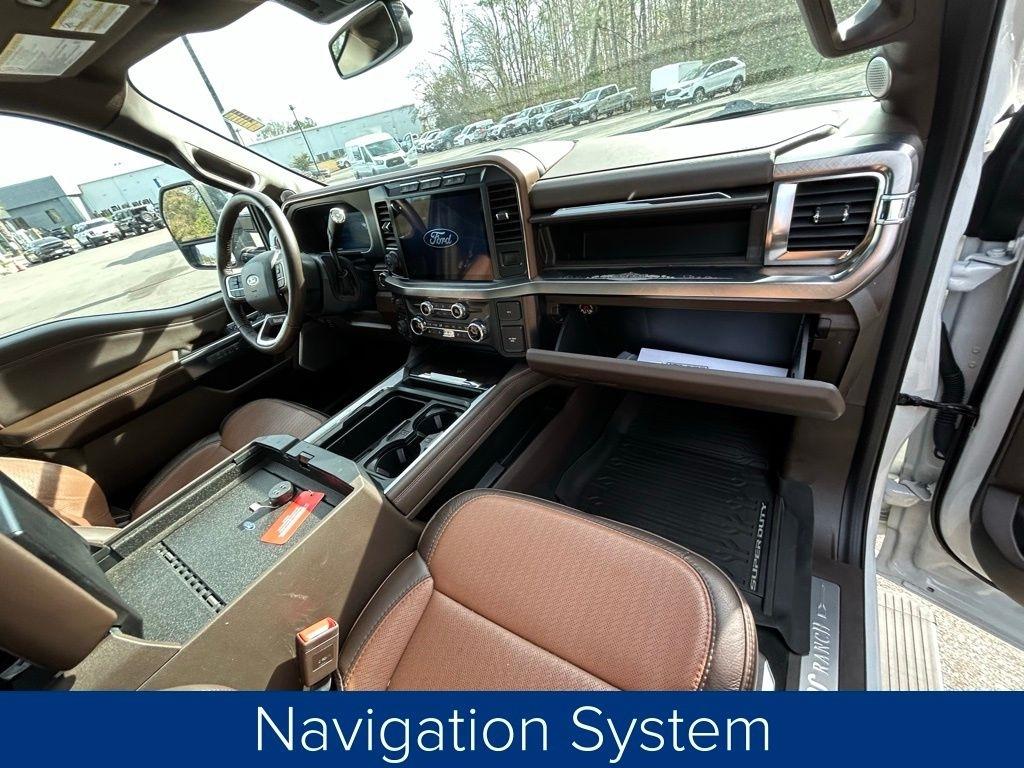 Ford F-350 SD King Ranch Crew Cab Long Bed 4WD 2024